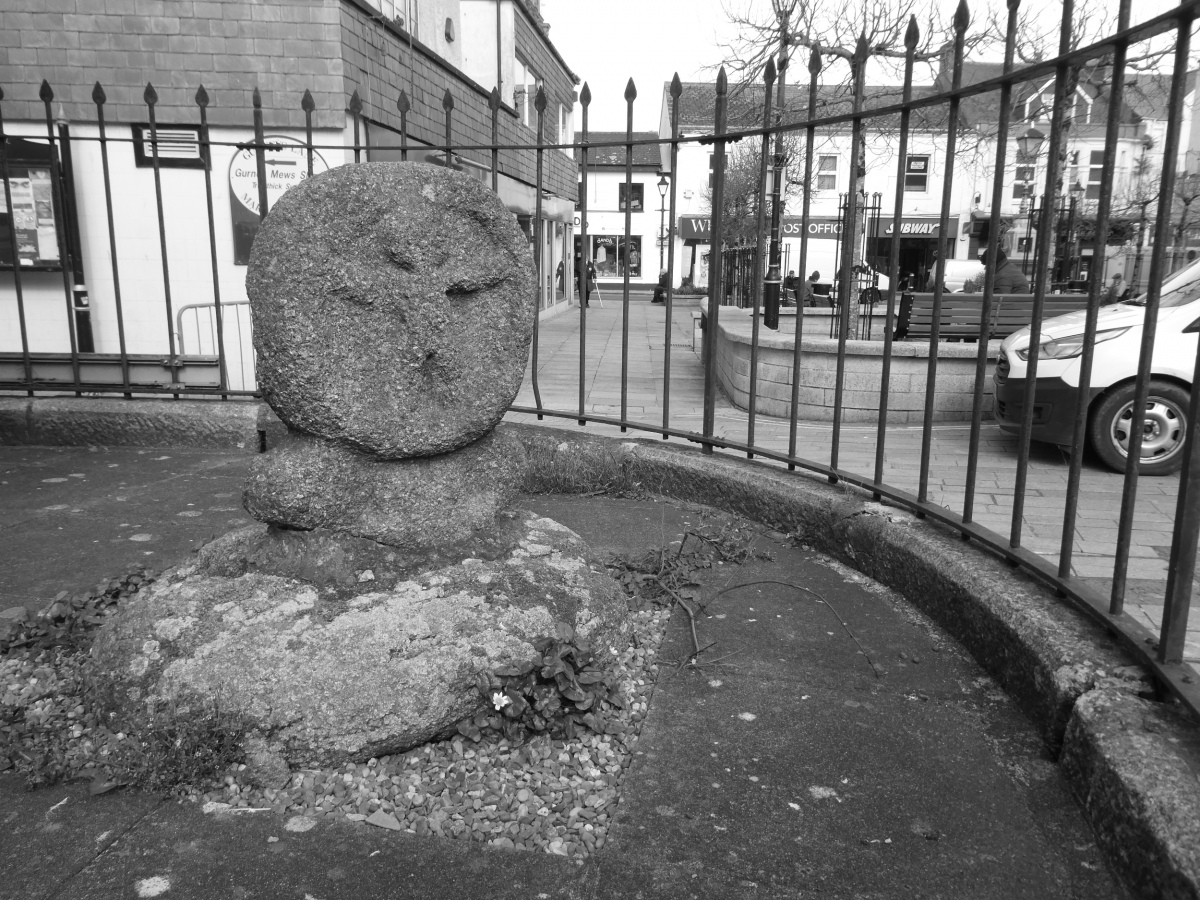 Click for the gallery page to add comments and vote (PID:224537) Camborne Cross