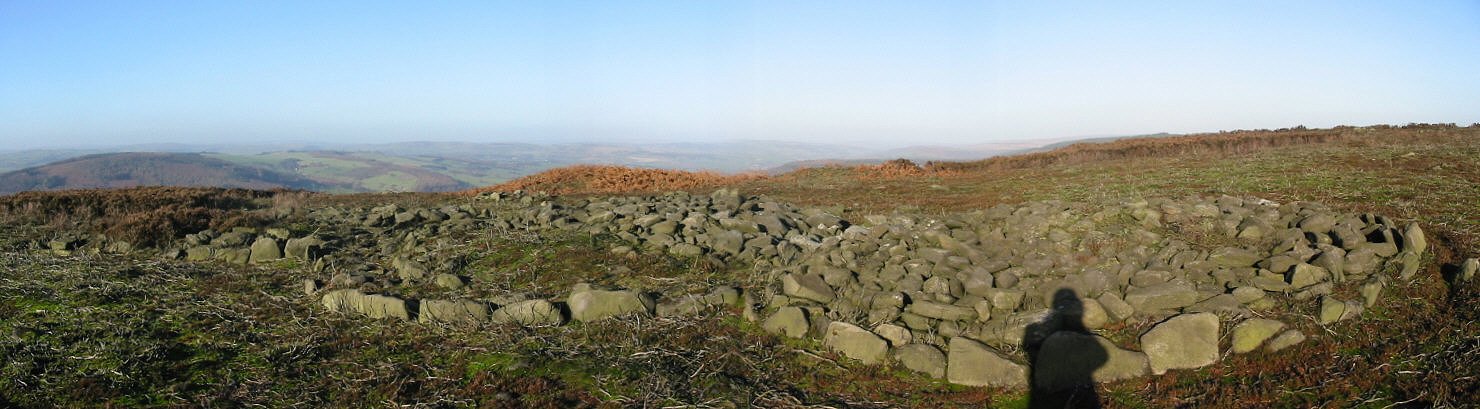 Click for the gallery page to add comments and vote (PID:2236) Beeley Triple Cairn