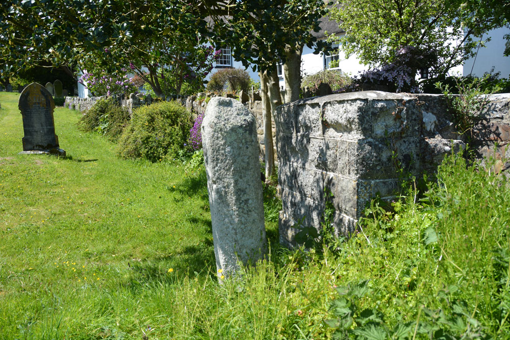 Click for the gallery page to add comments and vote (PID:198303) St Andrew's Cross (South Tawton)