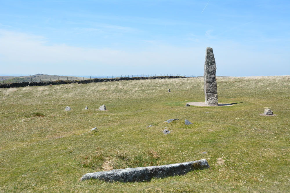 Click for the gallery page to add comments and vote (PID:199692) Merrivale Second Menhir and Cairn