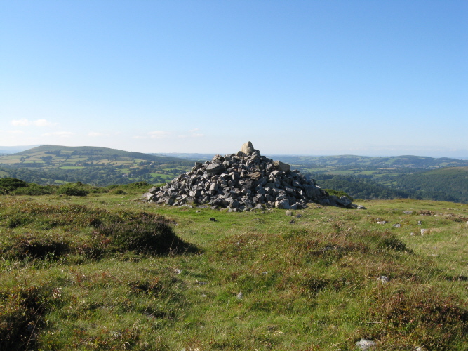 Click for the gallery page to add comments and vote (PID:61507) Black Hill Cairns