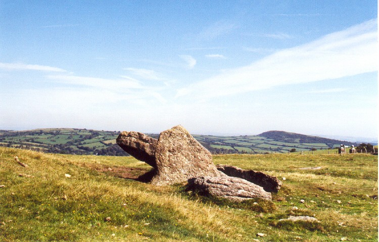 Click for the gallery page to add comments and vote (PID:17389) Corringdon Ball Tomb