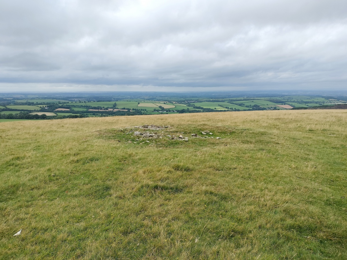 Longstone Hill cairn