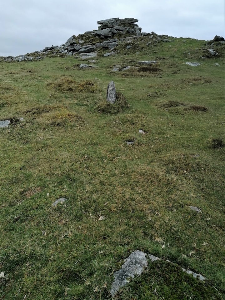 Corndon Down Cairns