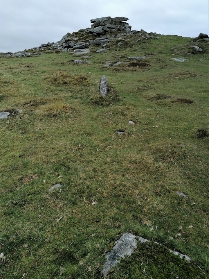 Corndon Down Cairns