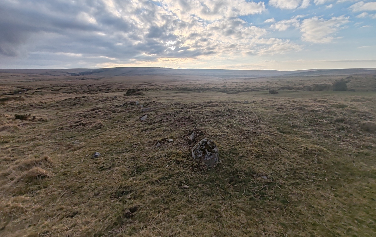 Click for full size image of Scorhill Cairn and Rows (PID:287672) Scorhill Cairn and Rows