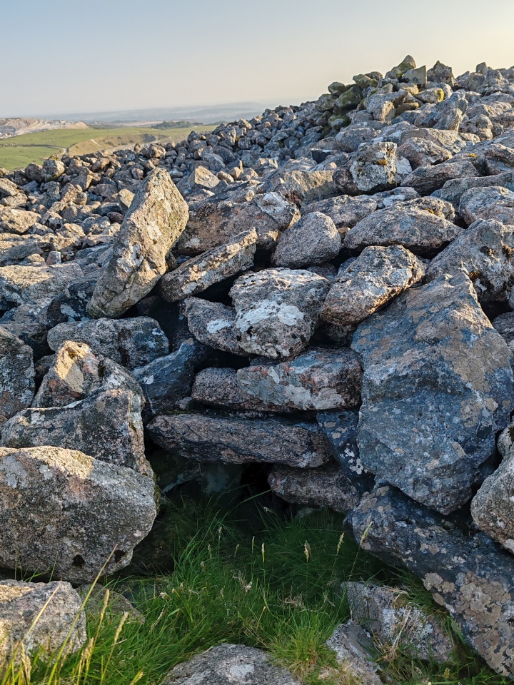 Shell Top Chambered Cairn