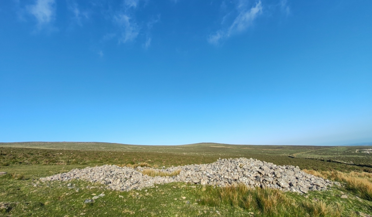Shell Top Chambered Cairn