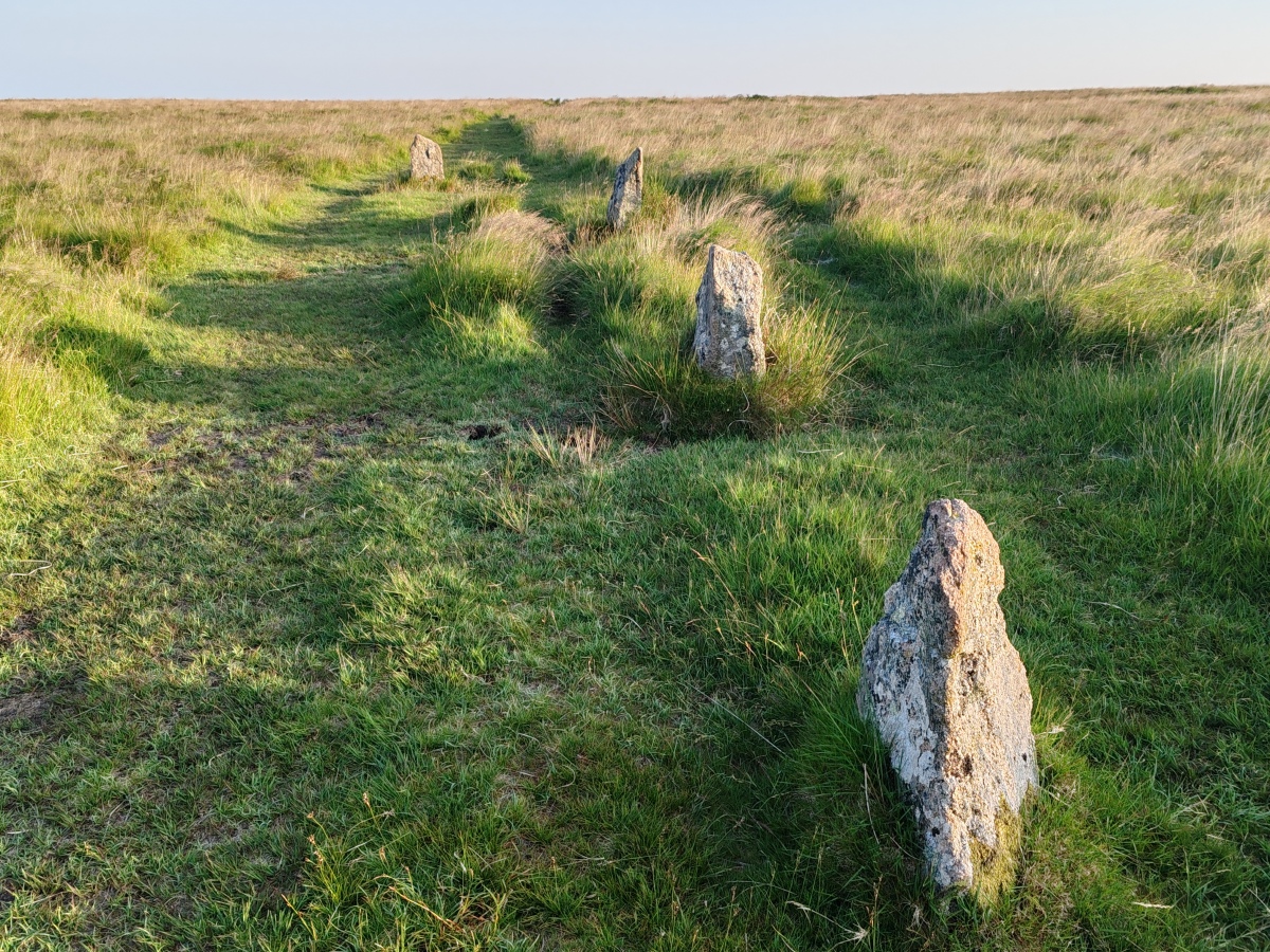 Click for full size image of Ringmoor Down Stone Row (PID:292530) Ringmoor Down Stone Row