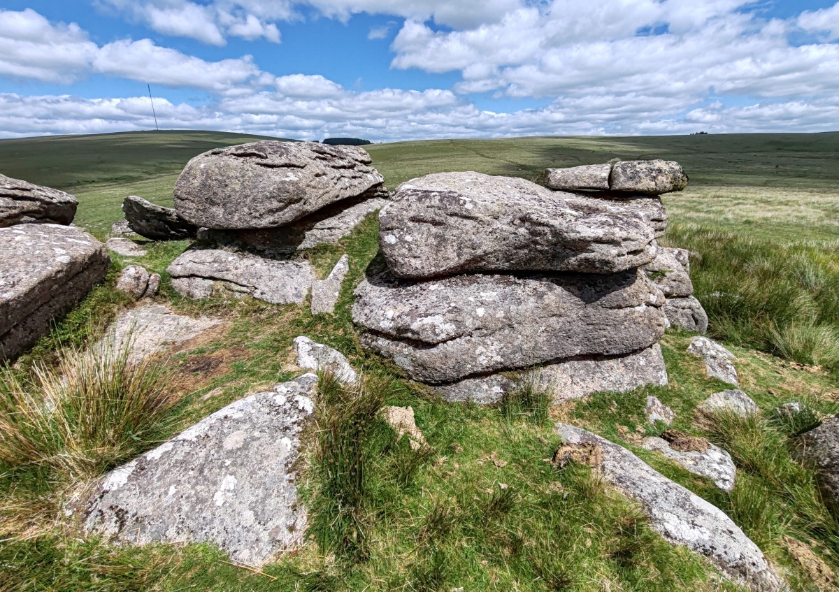 Click for full size image of Hart Tor. (PID:292747) Hart Tor.