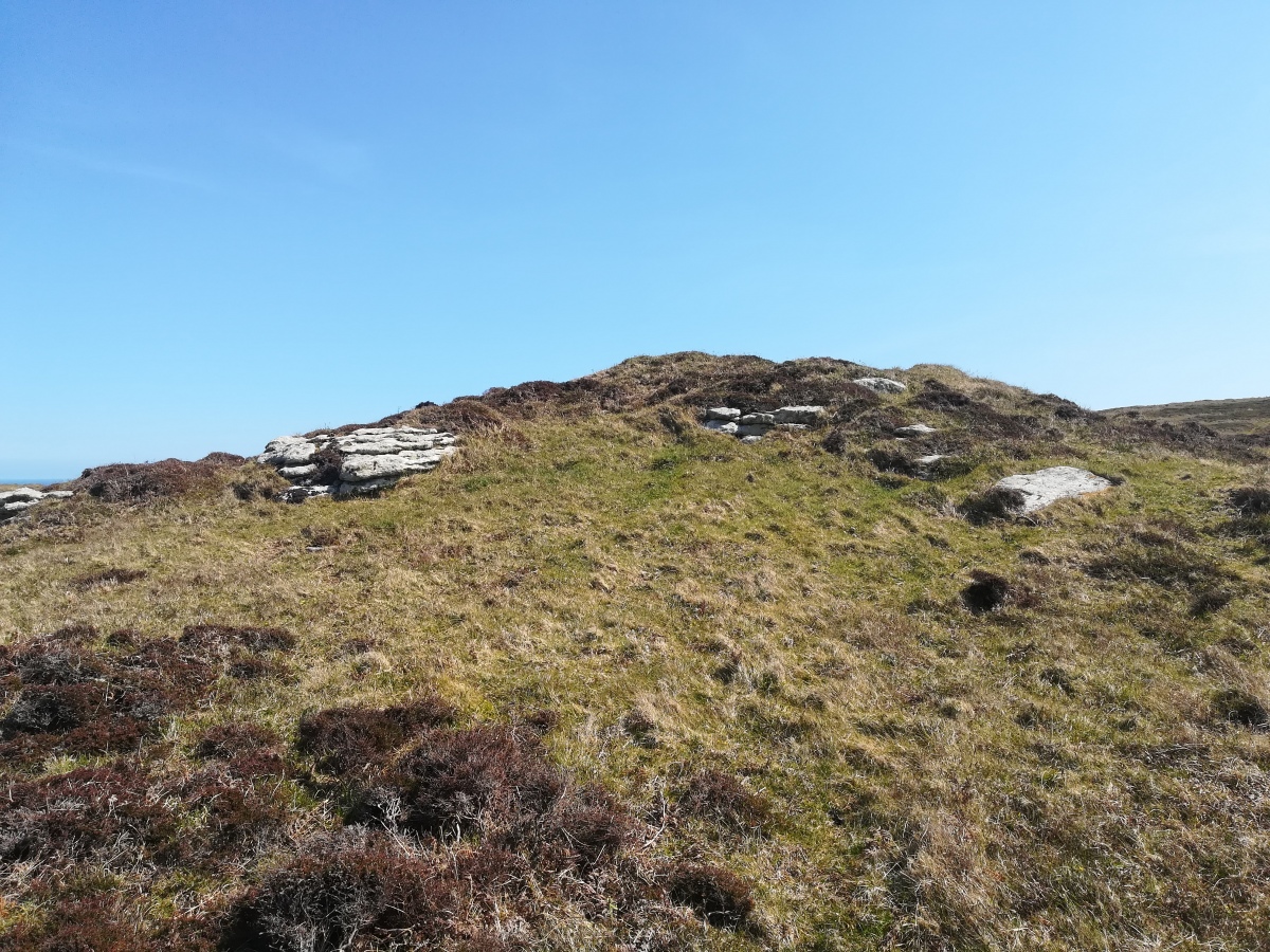 Threequarter Wall Cairn
