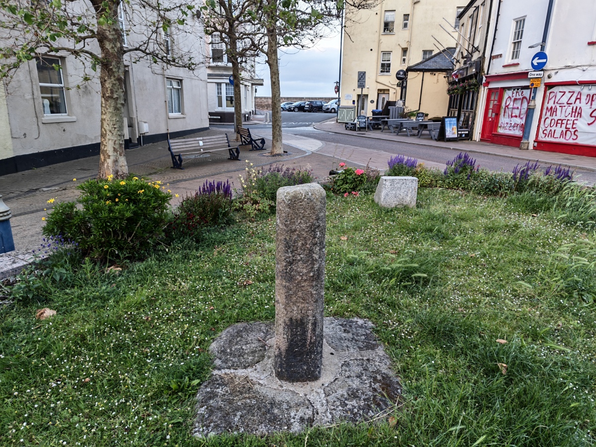 Teignmouth Cross Shaft