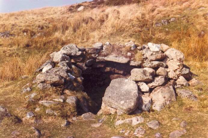 Lade Hill Brook Beehive Hut is situated on the east bank of the East Dart river.  This photo was taken in the mid-1980s.
See site page for info.