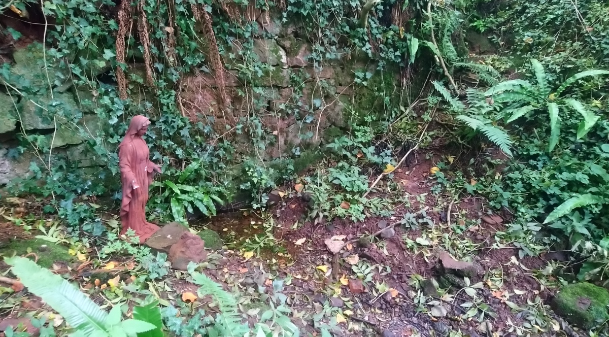A very tranquil spot. About an hour walk from Crediton Railway Station