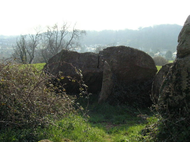 Click for the gallery page to add comments and vote (PID:5804) Broadsands Chambered Tomb