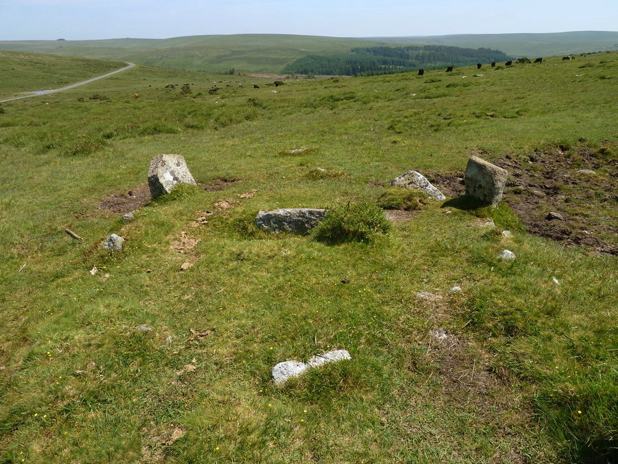 Click for full size image of Sharpitor cairn circle (PID:168489) Sharpitor cairn circle
