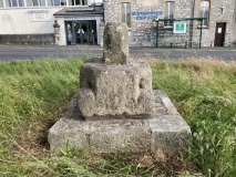 Elburton Cross