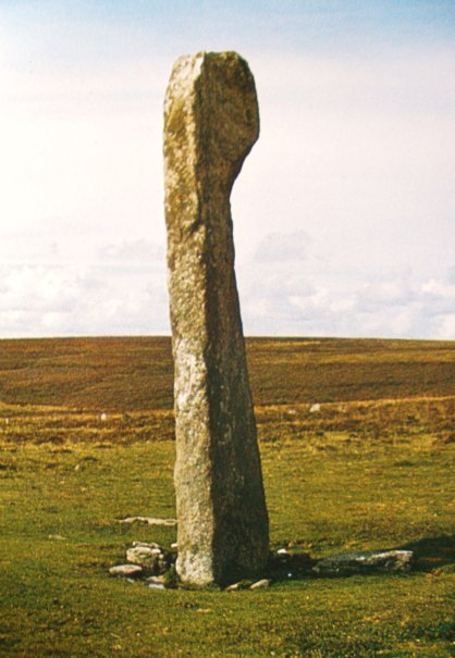Click for the gallery page to add comments and vote (PID:74006) Drizzlecombe menhir 2