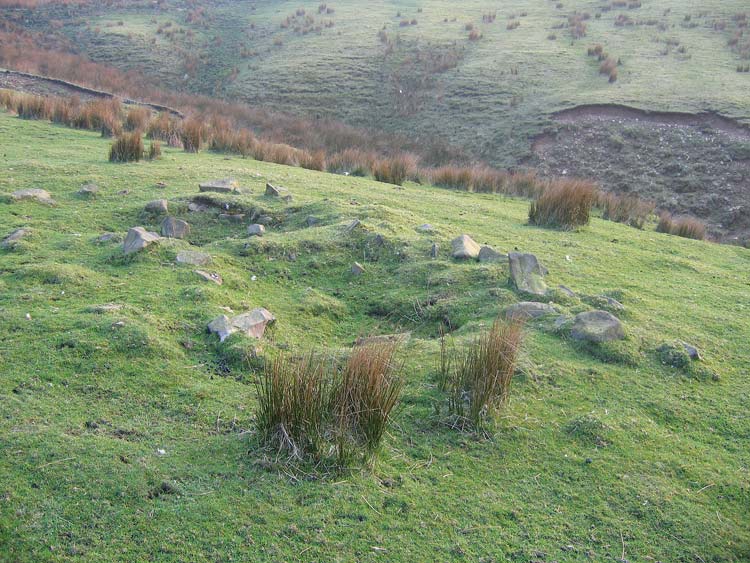 Click for the gallery page to add comments and vote (PID:12896) Hellclough Ring Cairn