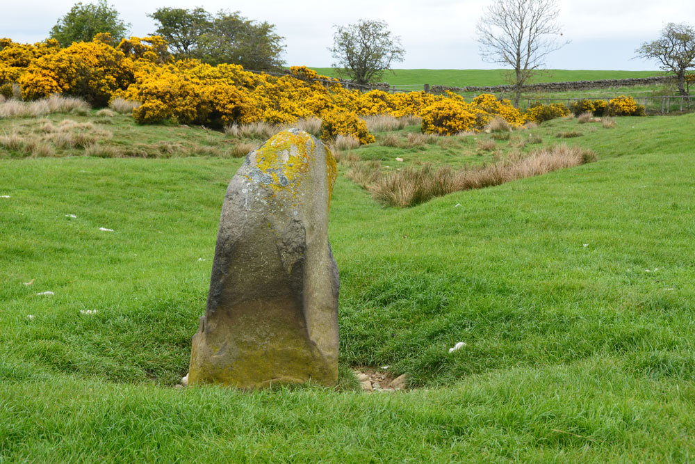 Click for the gallery page to add comments and vote (PID:196988) The Hanging Stone (Haydon)