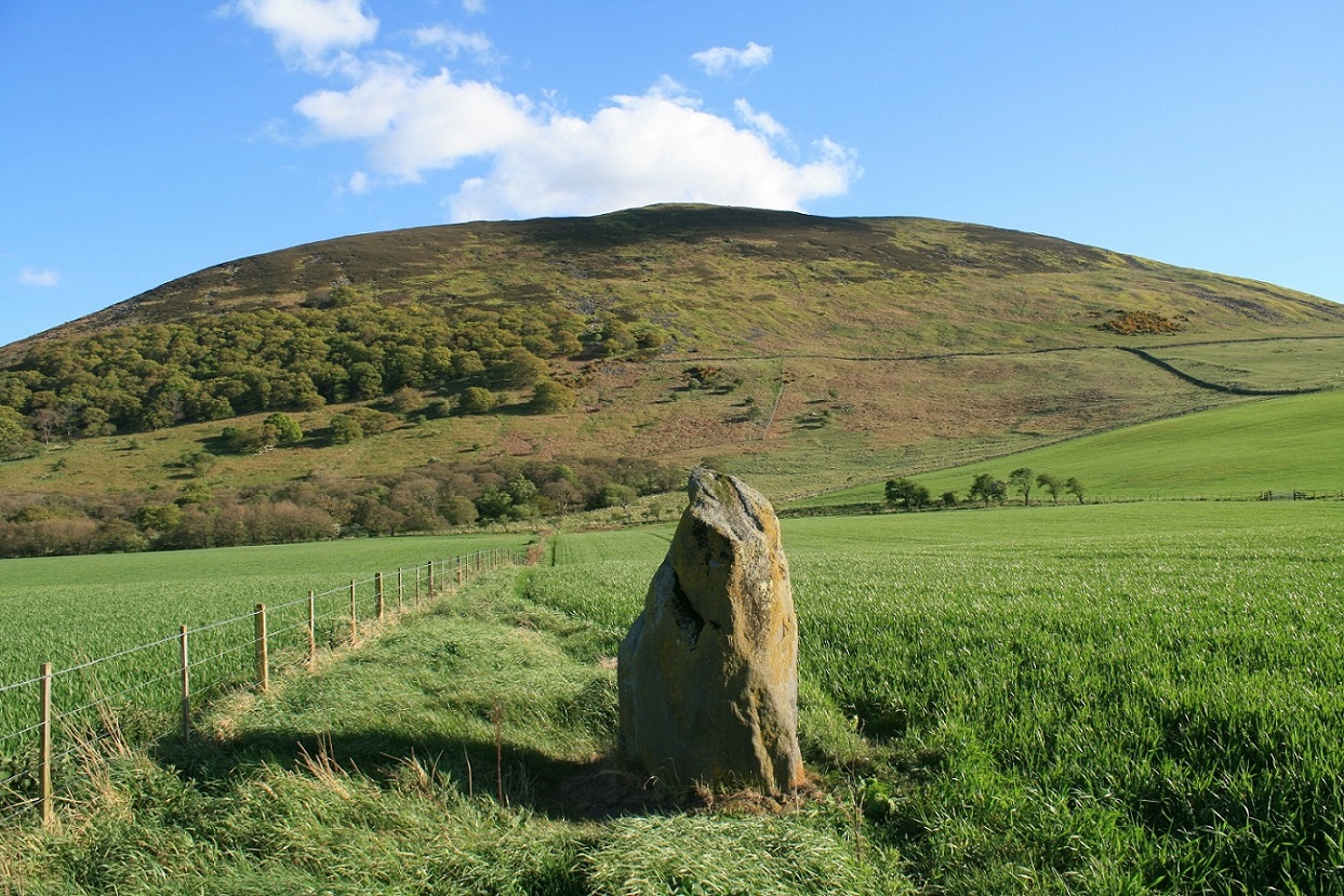 Click for the gallery page to add comments and vote (PID:166730) Battle Stone (Kirknewton)