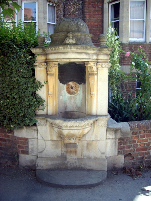 Click for the gallery page to add comments and vote (PID:23111) Walton Well