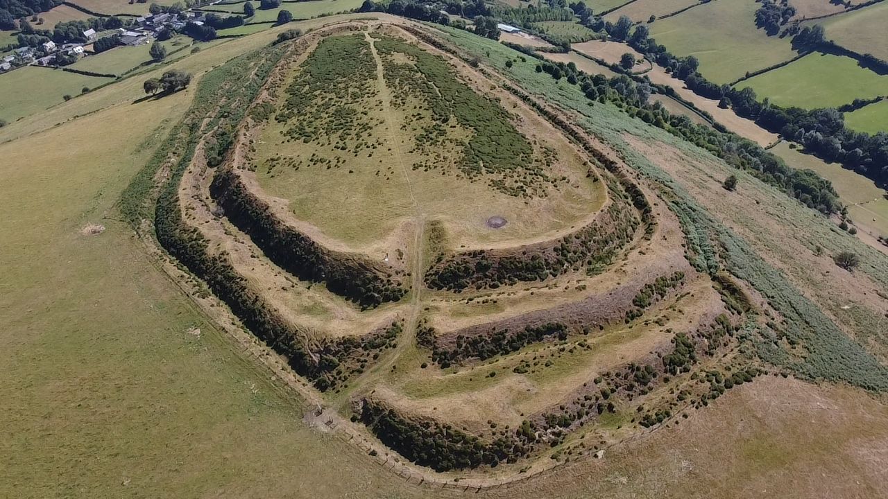 Caer Caradoc (Chapel Lawn)