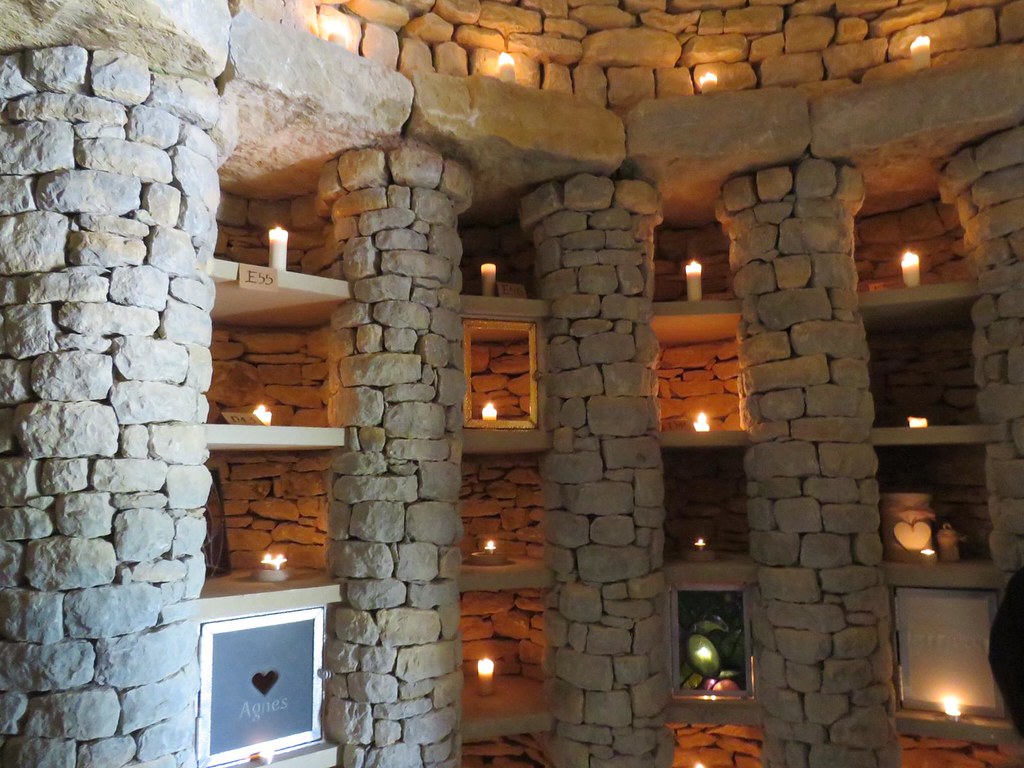 Click for the gallery page to add comments and vote (PID:198693) Soulton Long Barrow