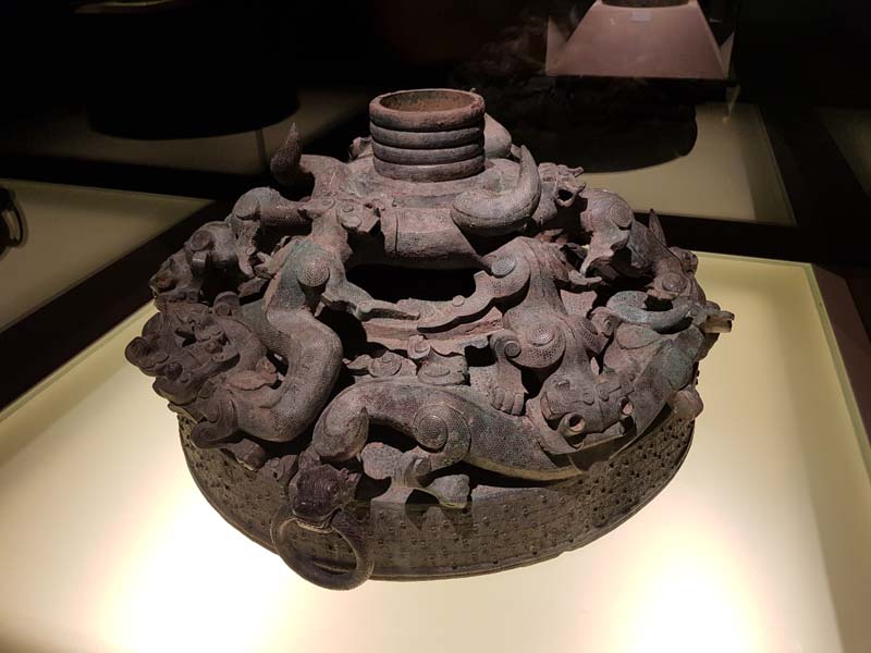 Shanghai museum. Gallery of ancient chinese bronze 