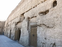 Ya'er Lake Grottoes
