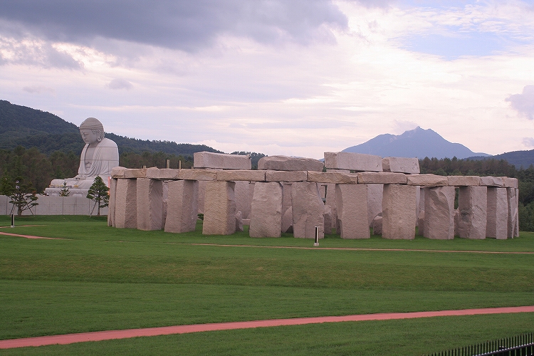 Site in Hokkaido Japan
Old landscape in 2010, marriage of Great Buddha and Stonehenge.
