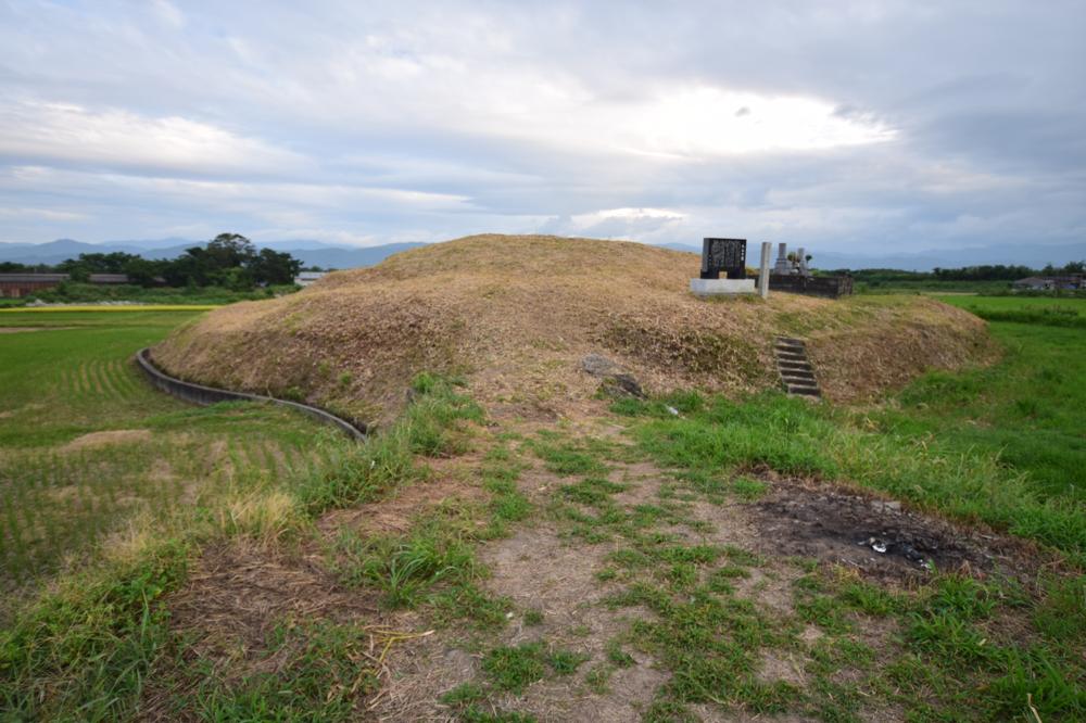 Donari Maruyama Kofun burial mound