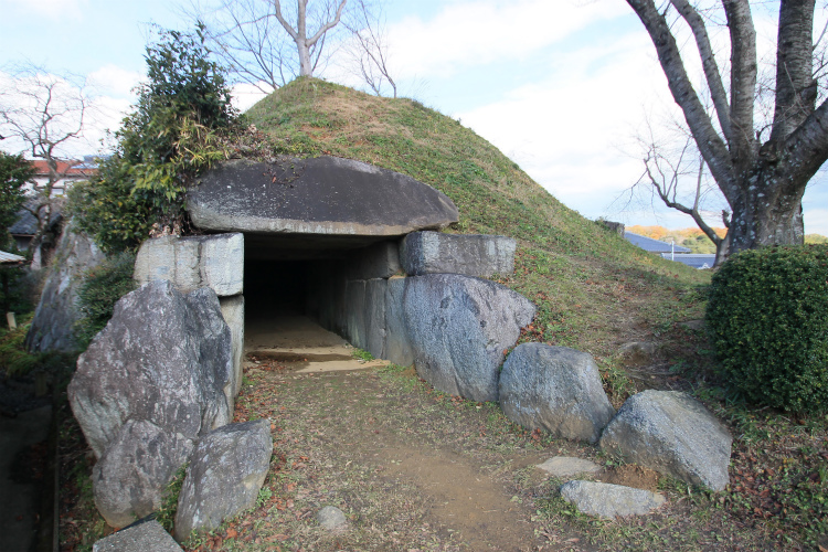 Click for full size image of Iwayayama Kofun (PID:100855) Iwayayama Kofun