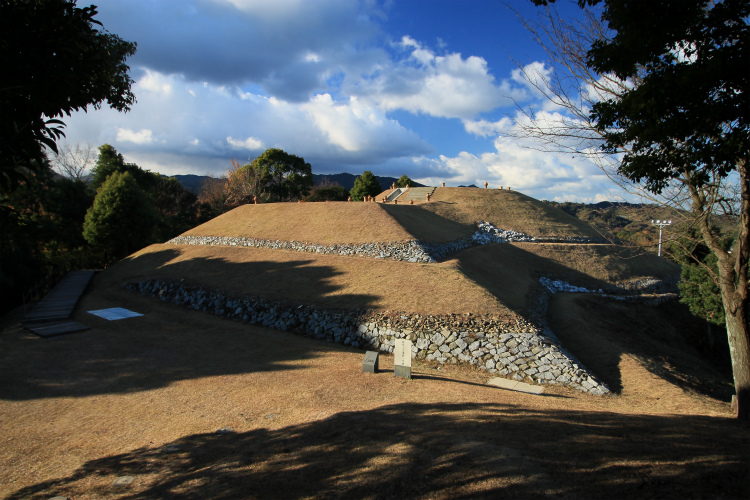 Click for the gallery page to add comments and vote (PID:104142) Myōkensan Kofun