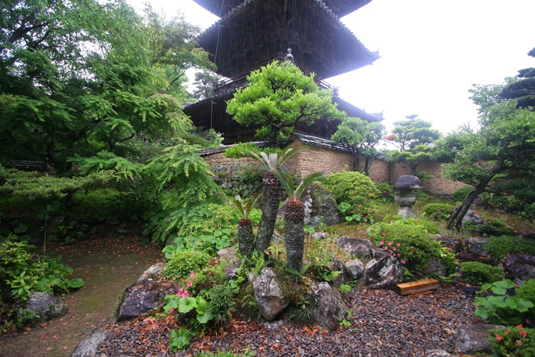 Dōjō-ji temple
