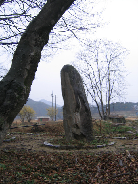 Seogu-ri Menhir (PID:38208) Seogu-ri Menhir