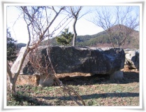 Jeon-chon dolmen