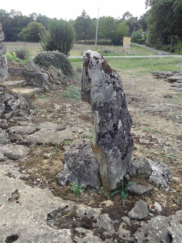 Menhir Notre Dame de Bonne Nouvelle