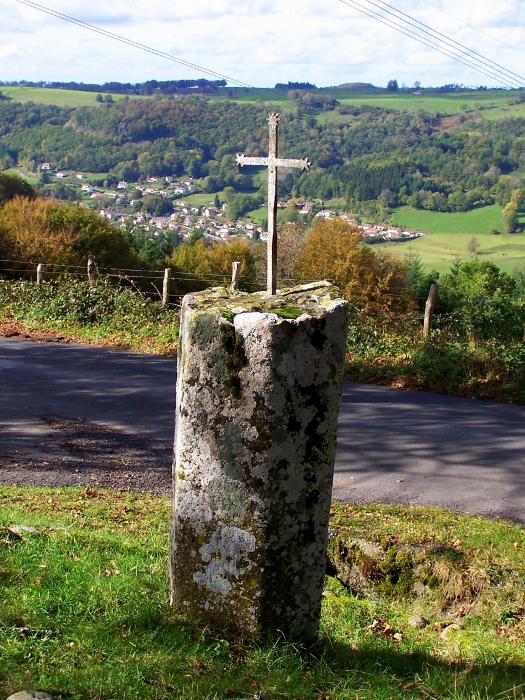 St Simon menhir