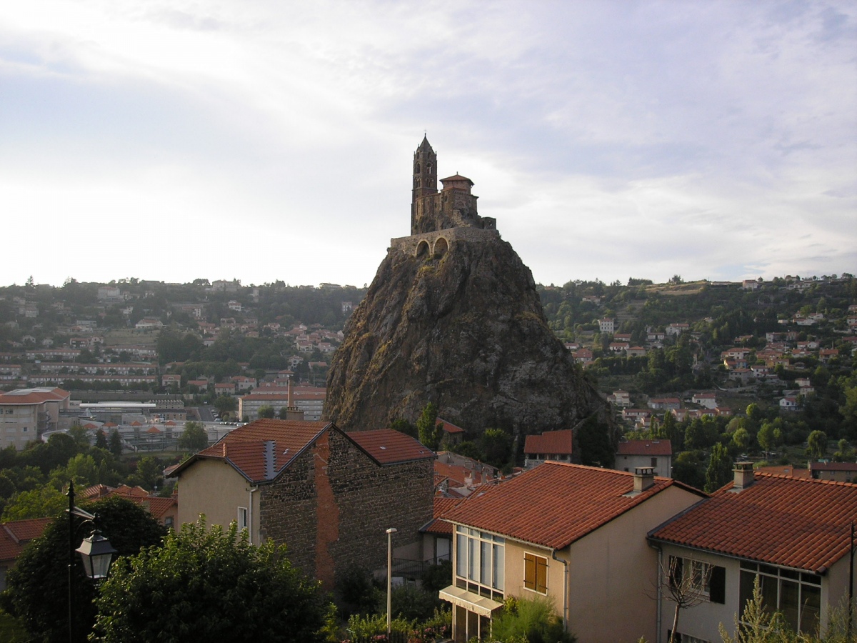 Dolmen de Saint-Michel d'Aiguilhe