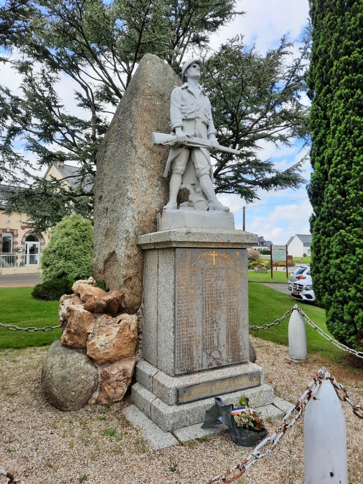 Click for the gallery page to add comments and vote (PID:260642) Monument aux Morts