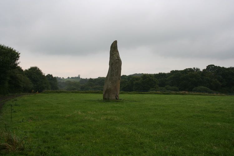 Menhir de Kerguézennec