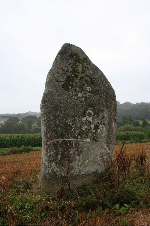 Pont-aux-Prêtres menhir