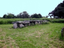 Prajou-Menhir allée couverte