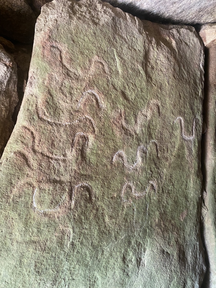 Click for the gallery page to add comments and vote (PID:304407) Mane Lud Dolmen