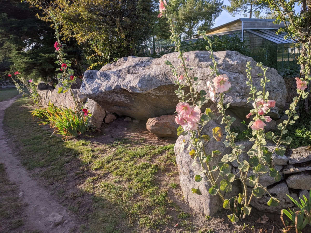 Click for the gallery page to add comments and vote (PID:213941) Dolmen de Kernevé