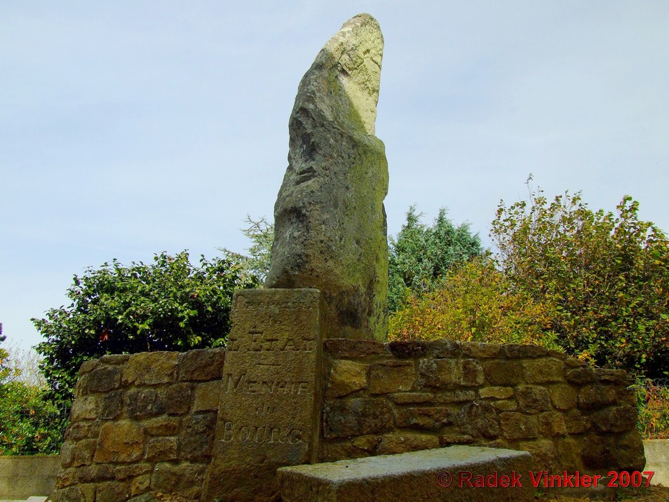 Menhir du Bourg (Carnac)