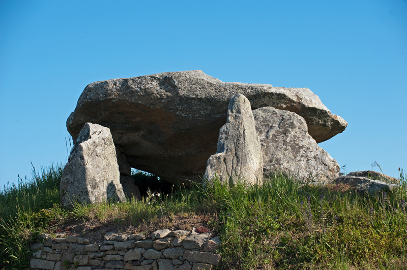 Kergavat dolmen