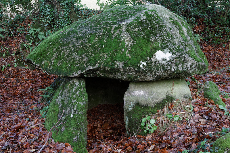 Lesvariel Dolmen