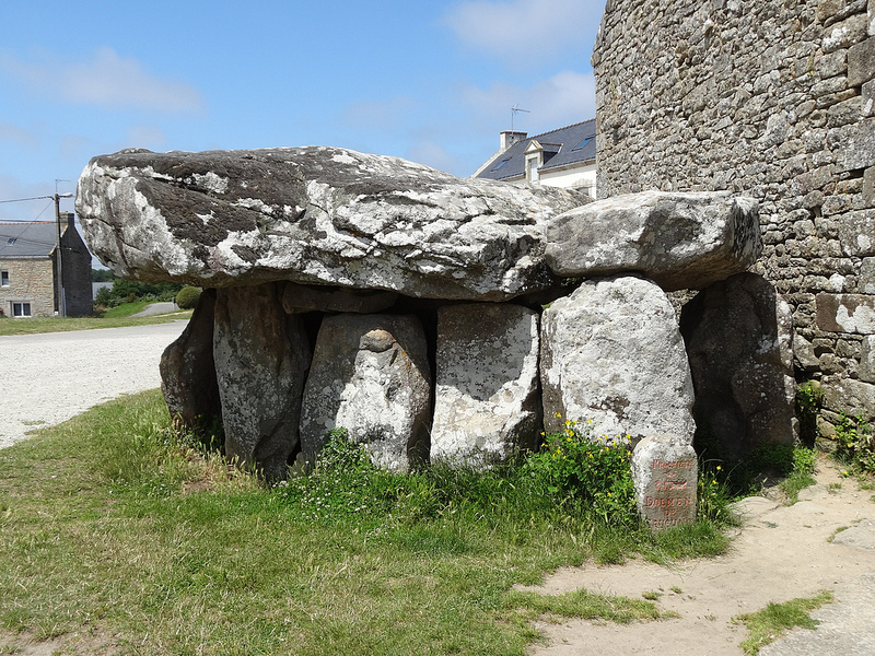 Click for the gallery page to add comments and vote (PID:117385) Crucuno dolmen